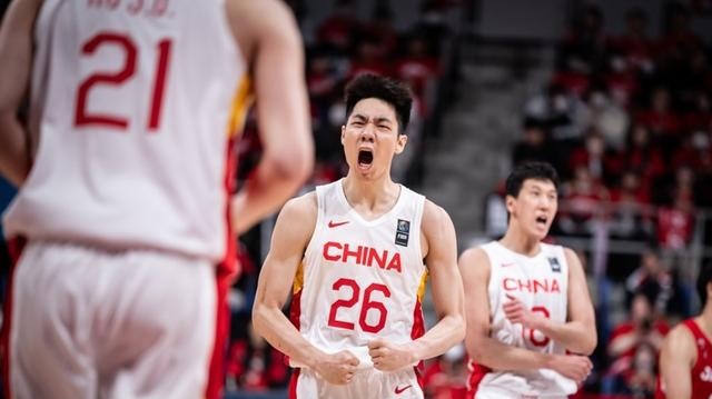 中国男篮意外输给日本队 揭开四大罪人！姚明“豪赌”再次失败
